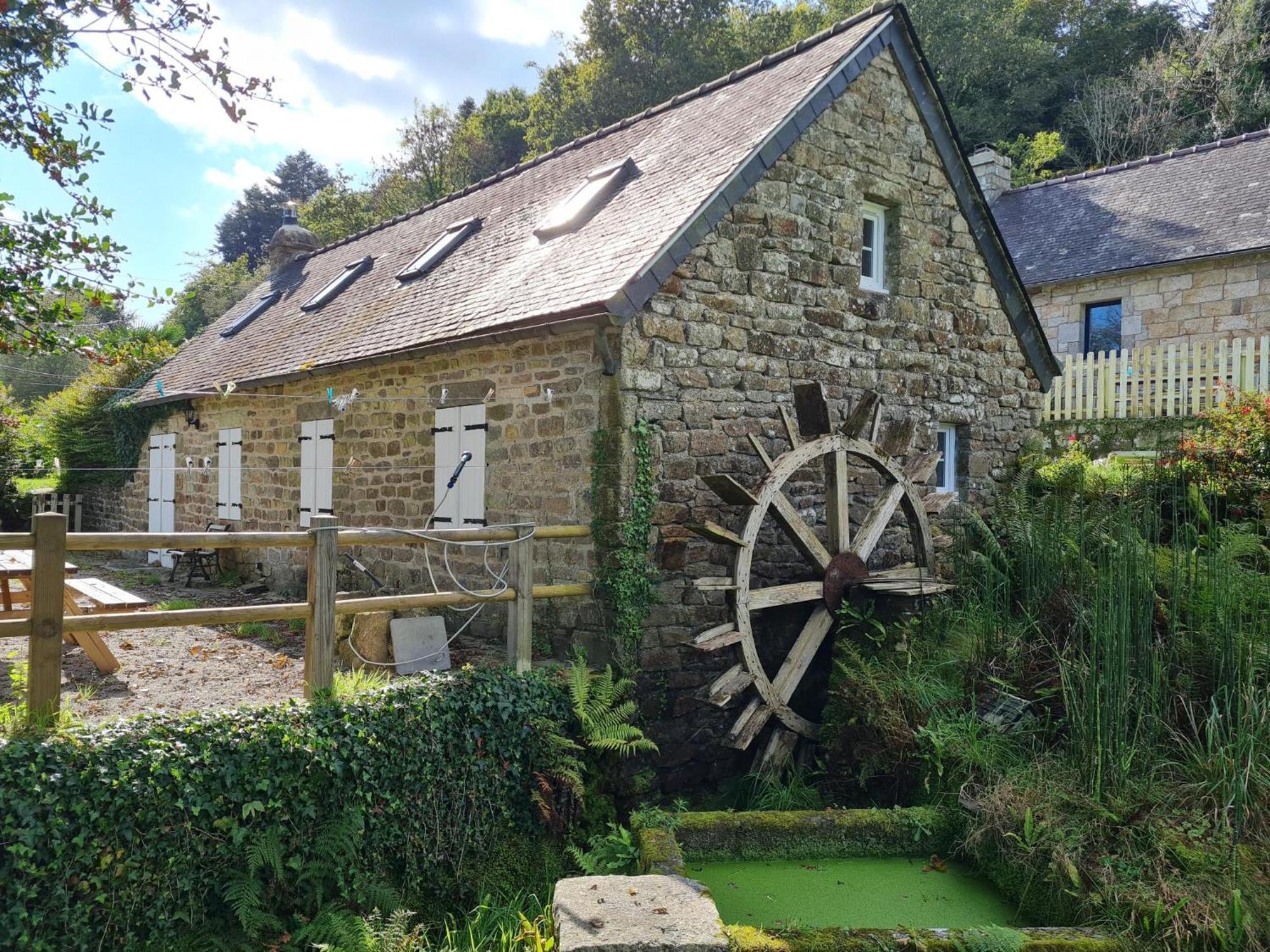 Moulin De Bonnescat Villa Plogonnec Exterior foto